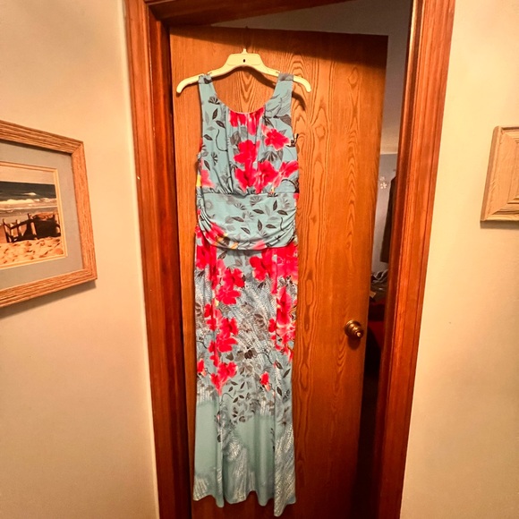 Venus mermaid dress - Picture 3 of 6